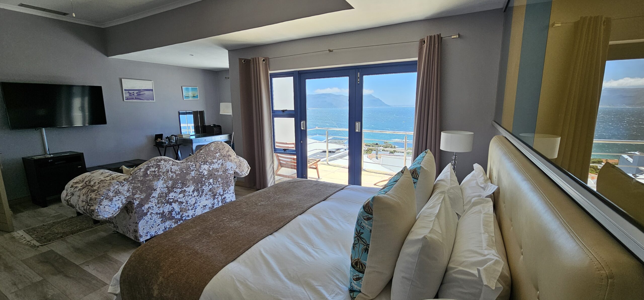 Magellan's Hotel