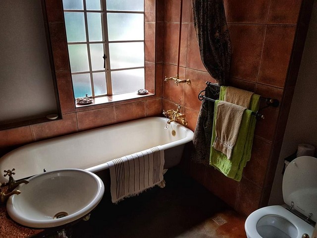 Fountain Baths Guest Cottages
