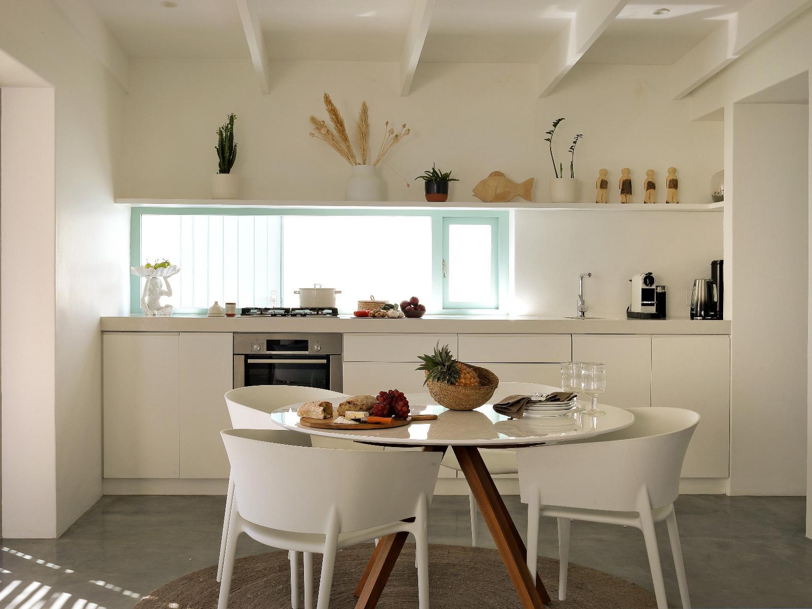 Room 14 — Kitchenette