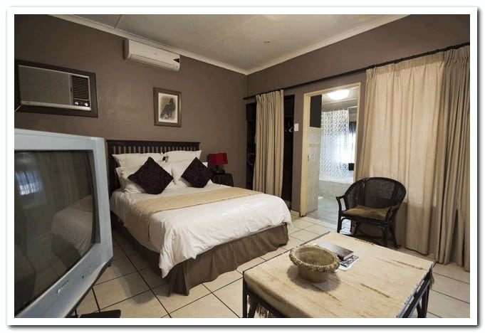 Royal Pelican Bed & Breakfast / Self Catering & Garden Apartments