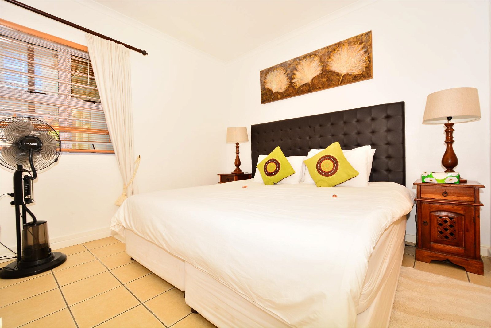 Bloubergstrand Secret Garden Guesthouse image 4