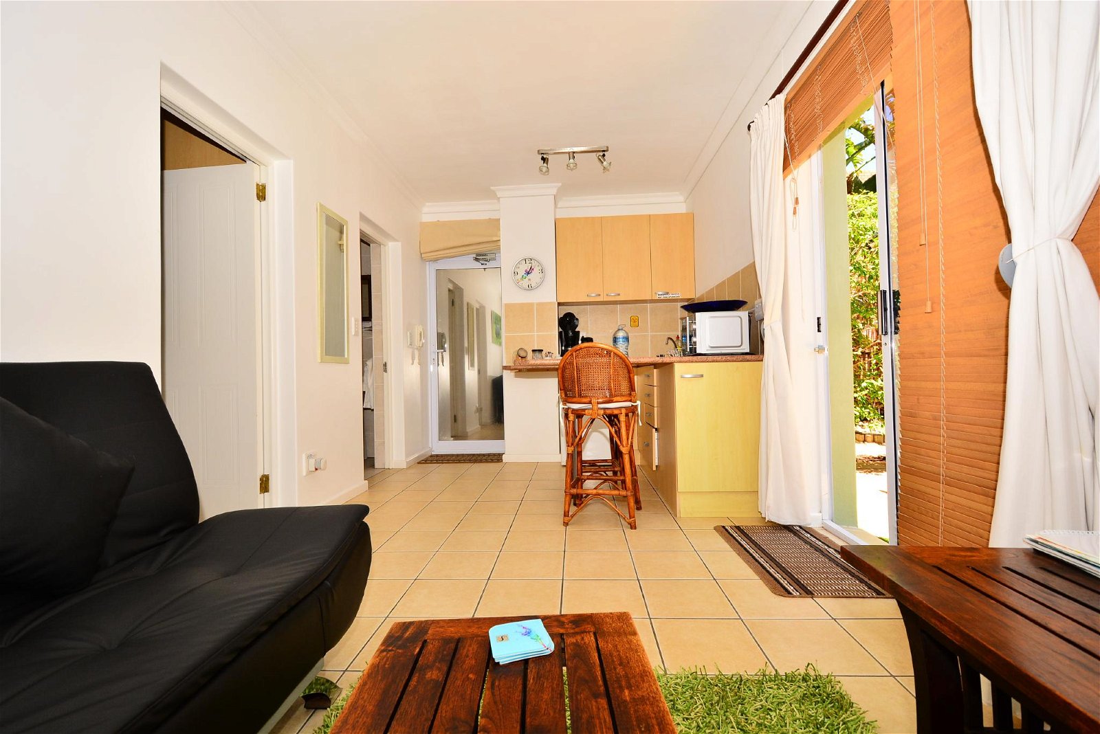 Bloubergstrand Secret Garden Guesthouse image 3