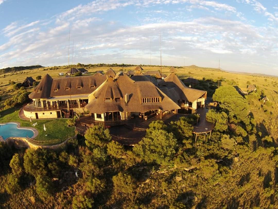 Letsatsi Private Game Lodge