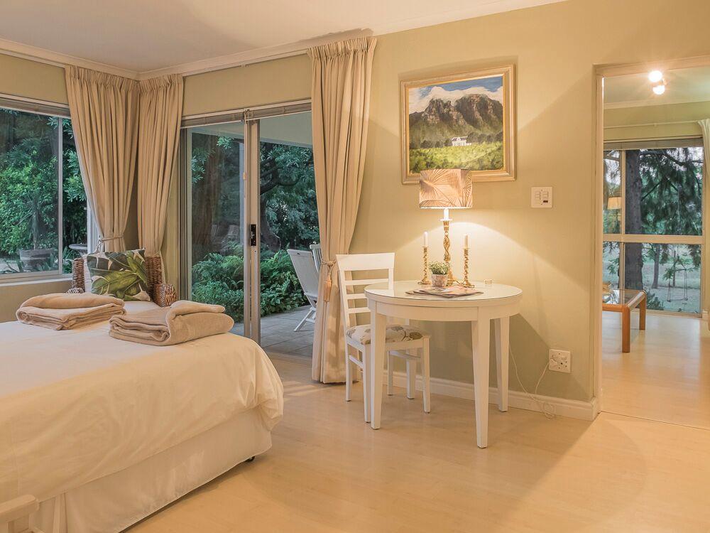 Taronga Villa