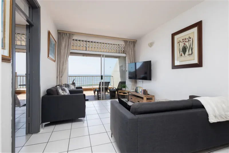 22_bronze_bay_1e044f8a.webp