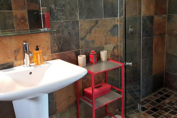 African Breeze Guesthouse