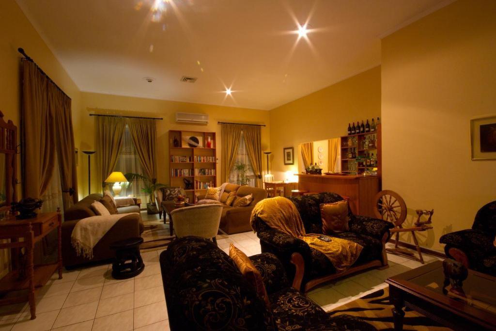 Loerie Lodge image 4
