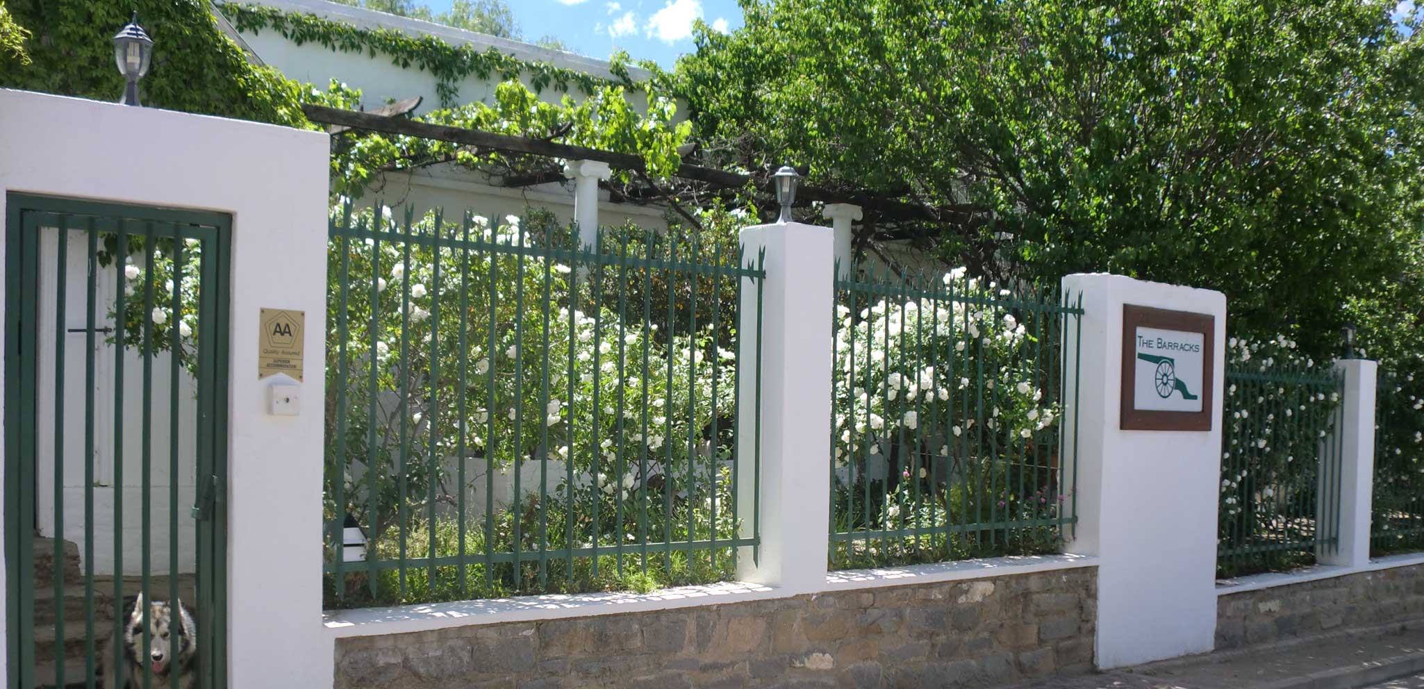 Barracks Guest House image 4