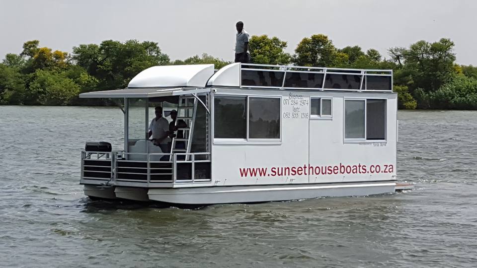 Sunset Houseboats