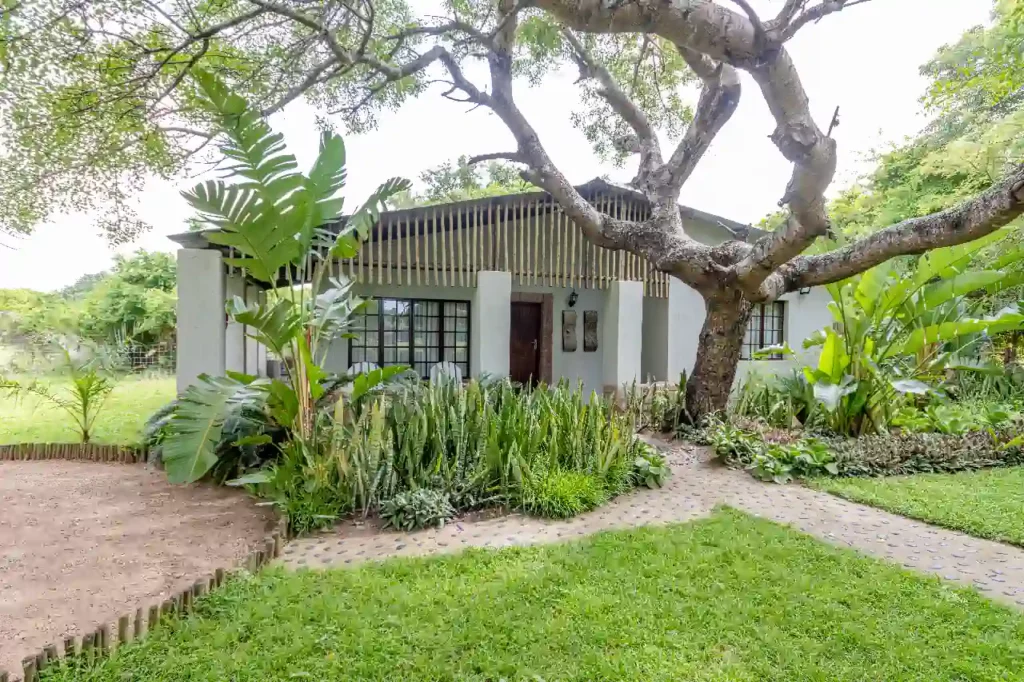 Emdoneni Lodge