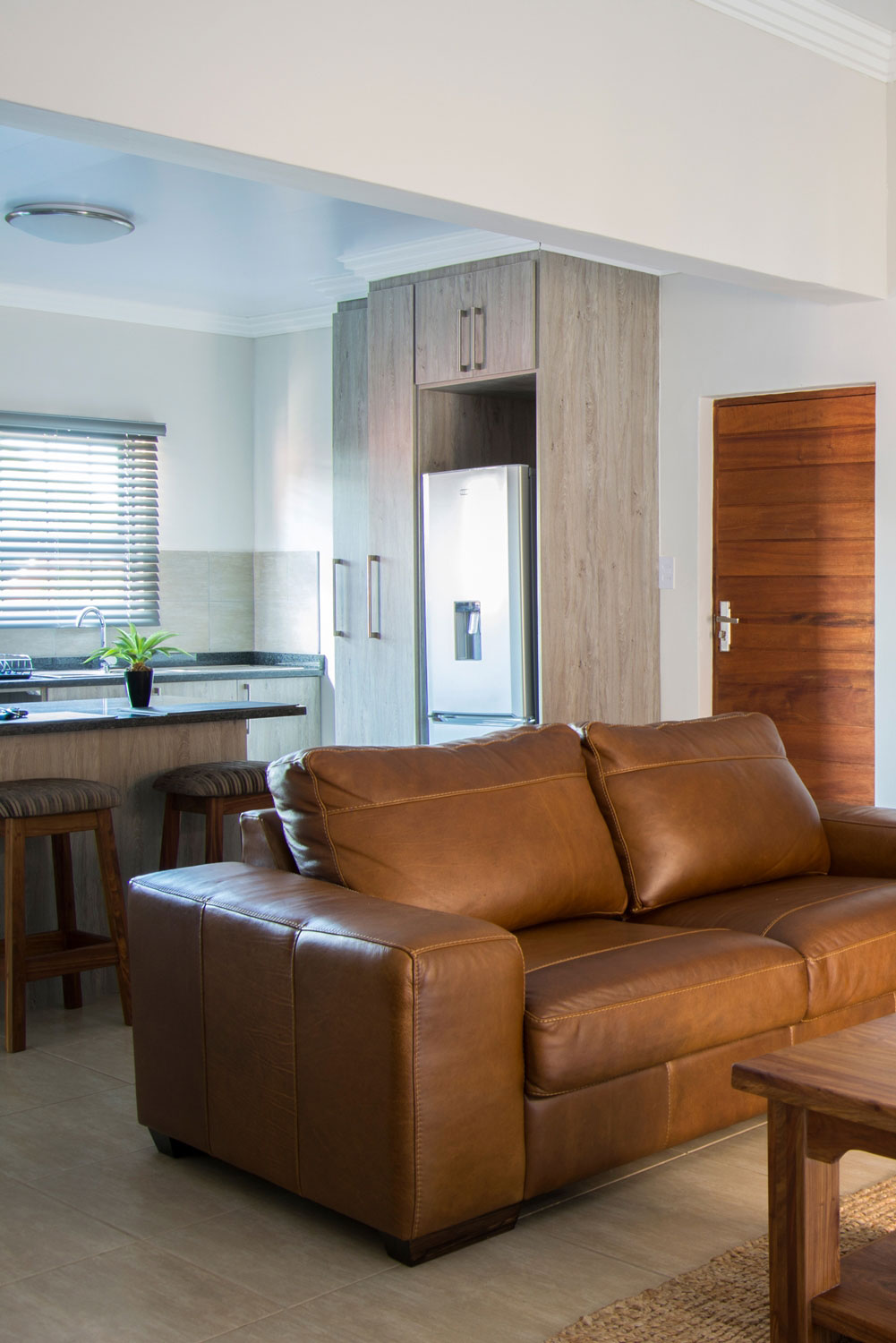 Camelot Guesthouse & Apartments image 3