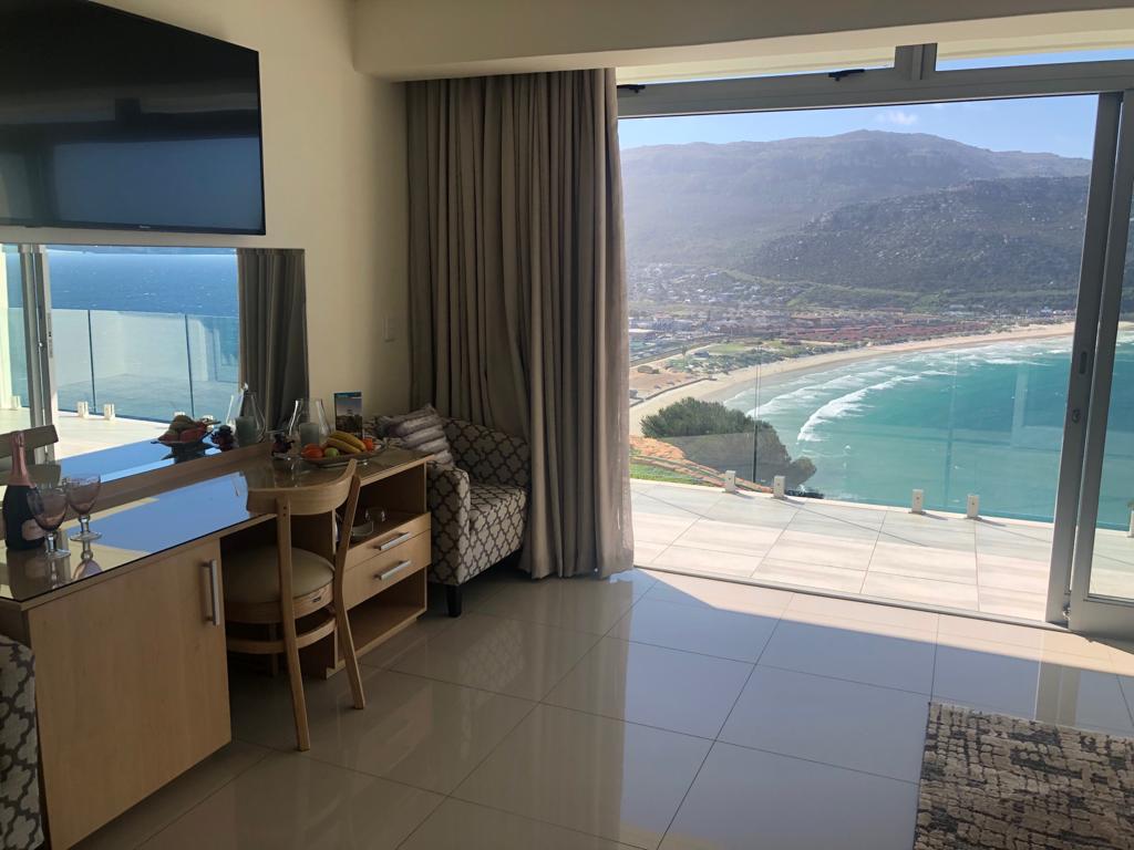 1 Mountain Rd in Vishoek 5