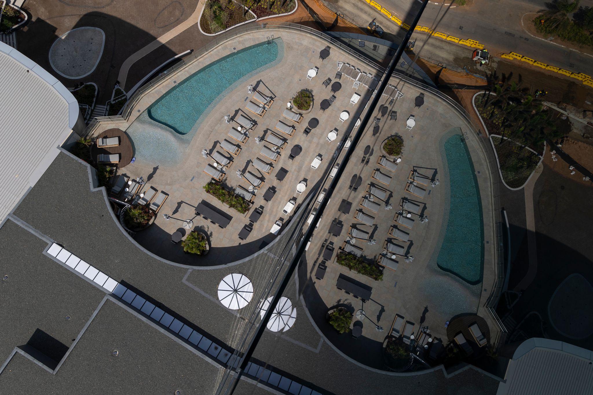 1801 Oceans image 5