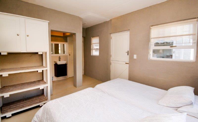 2Palms Stilbaai Holiday Home