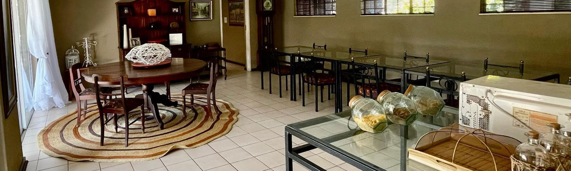 5 Crown Guest House