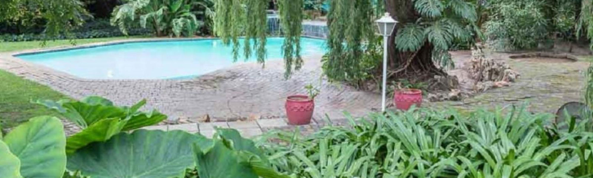 5 Crown Guest House