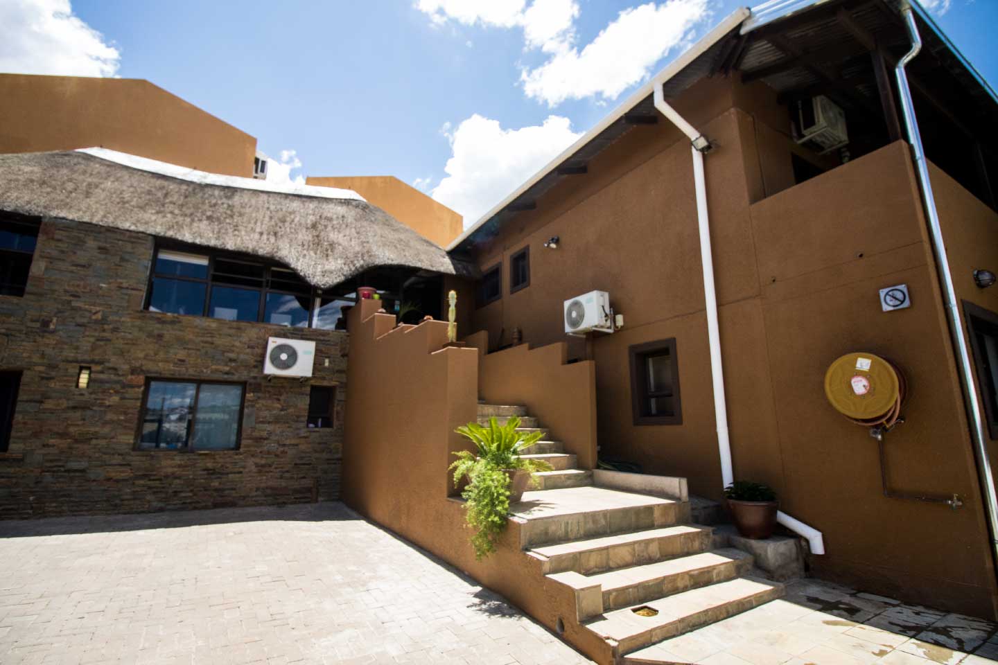 Angelshof Guesthouse image 4