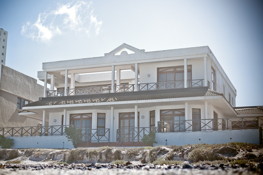 4 on Belloy