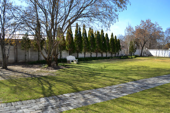 Lawrence Guesthouse