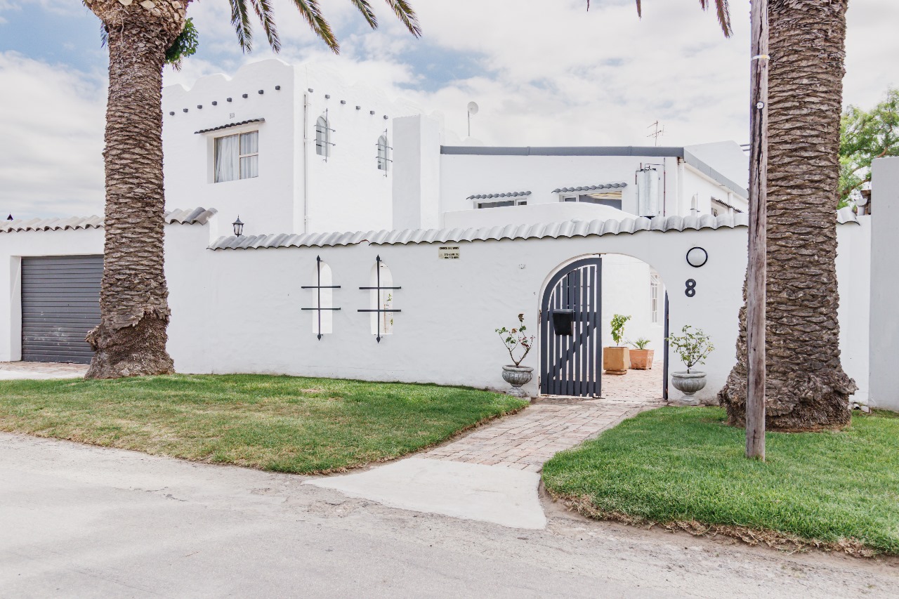 Addo Riverside Manor image 5