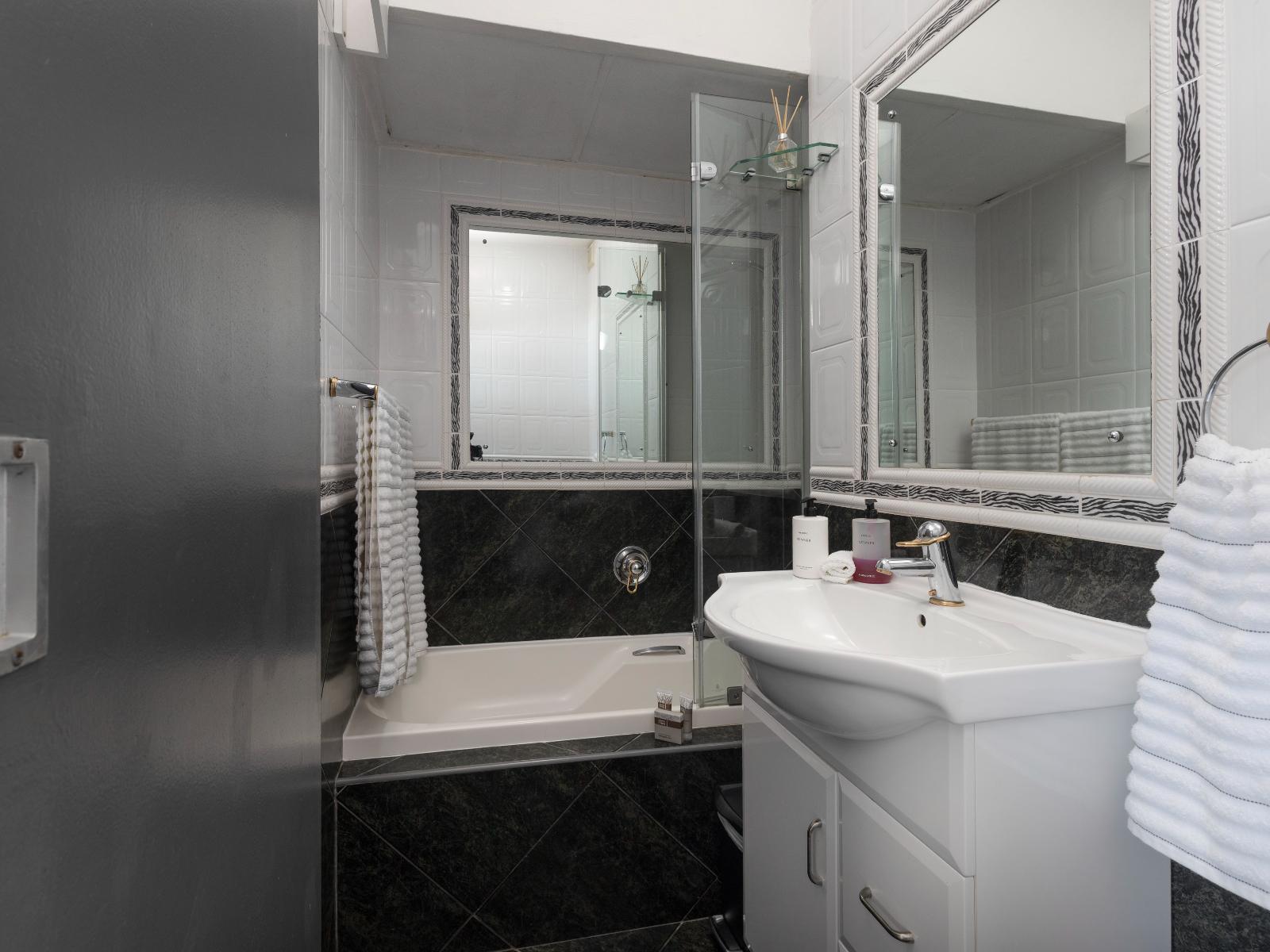 Room 23 — Bathroom