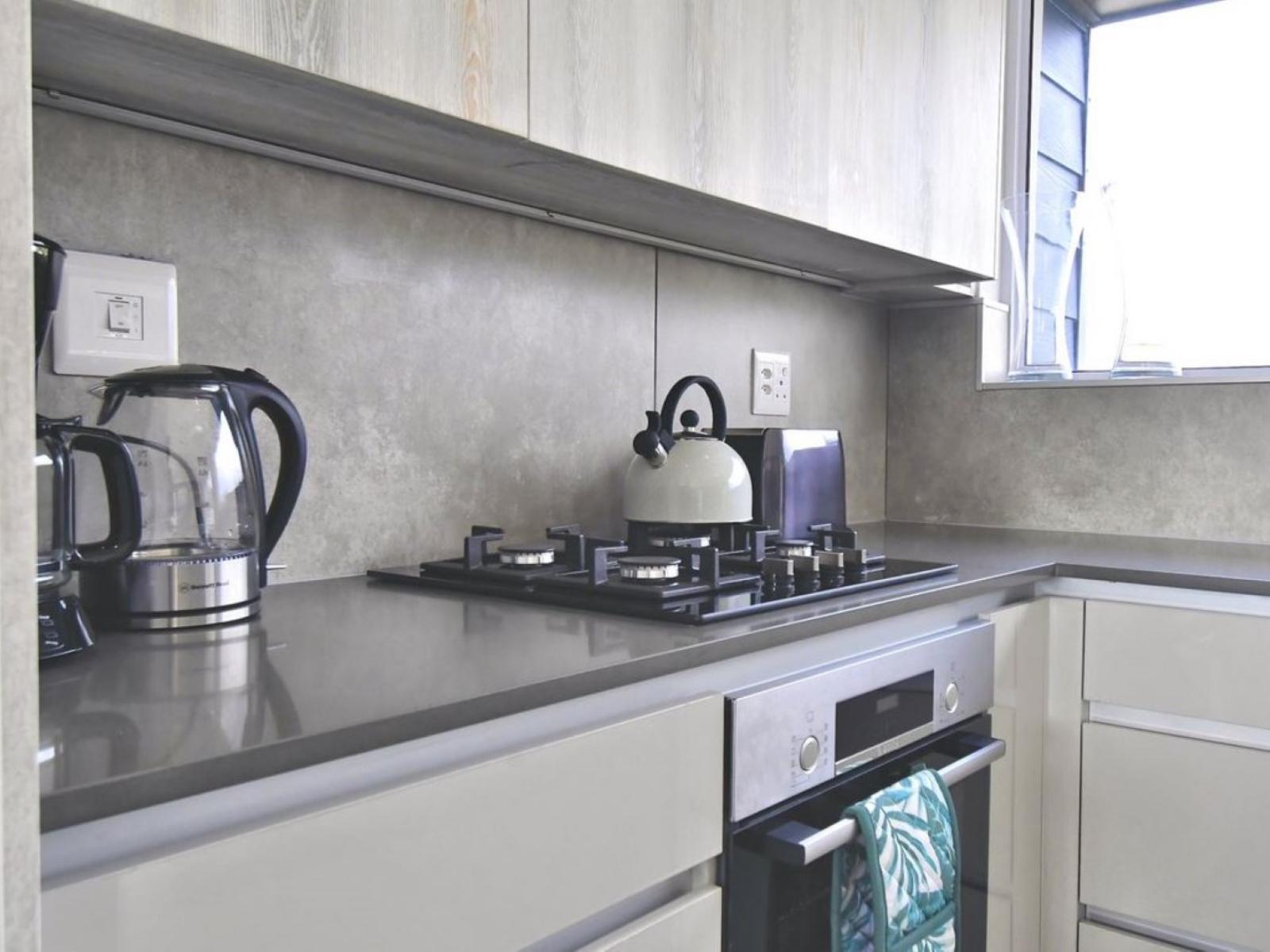 Room 1 — Kitchenette