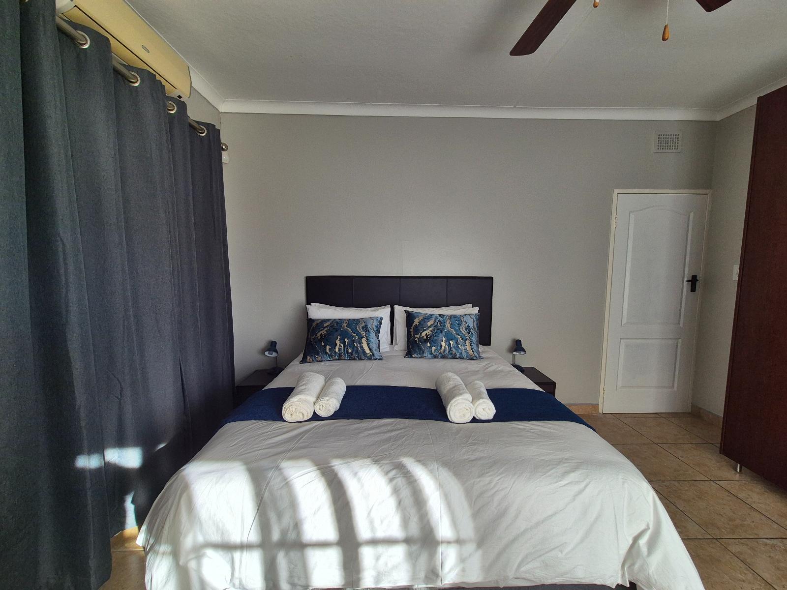 Room 1 — Photo of the whole room