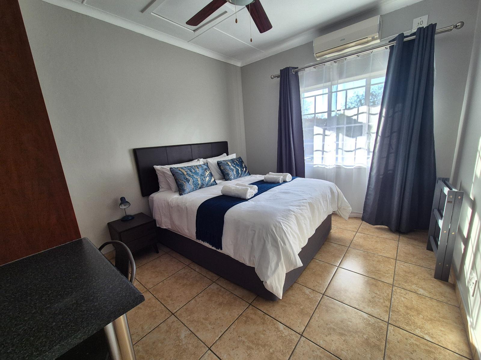 Room 1 — Photo of the whole room