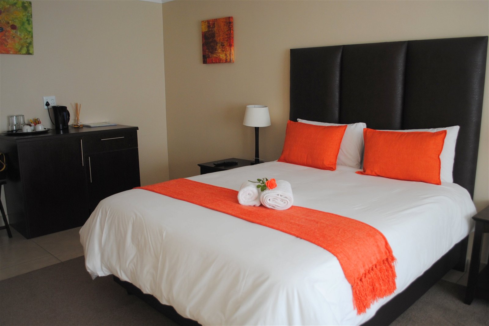 6 On Morris Guest House image 3