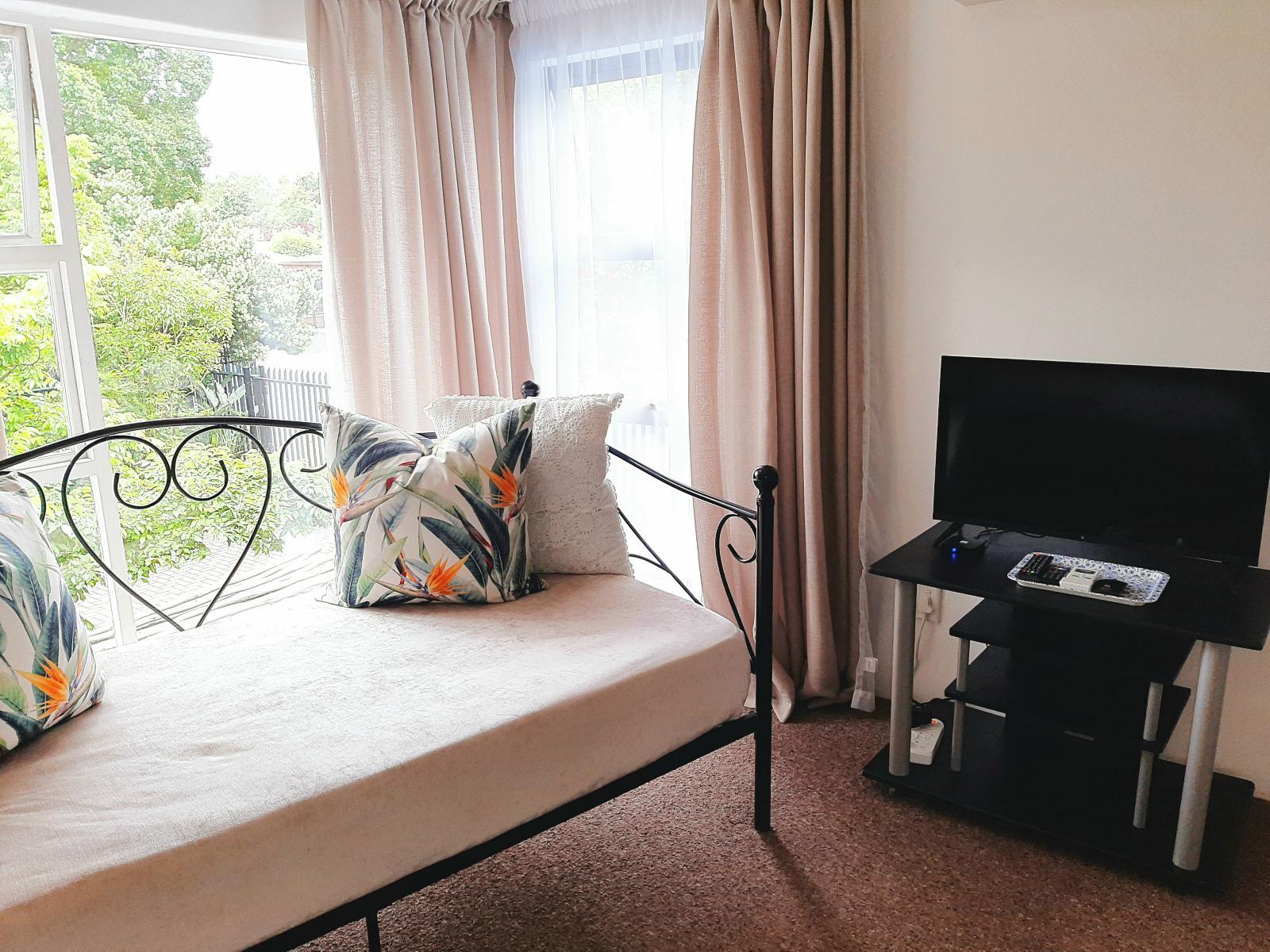 Room 2 — TV and multimedia