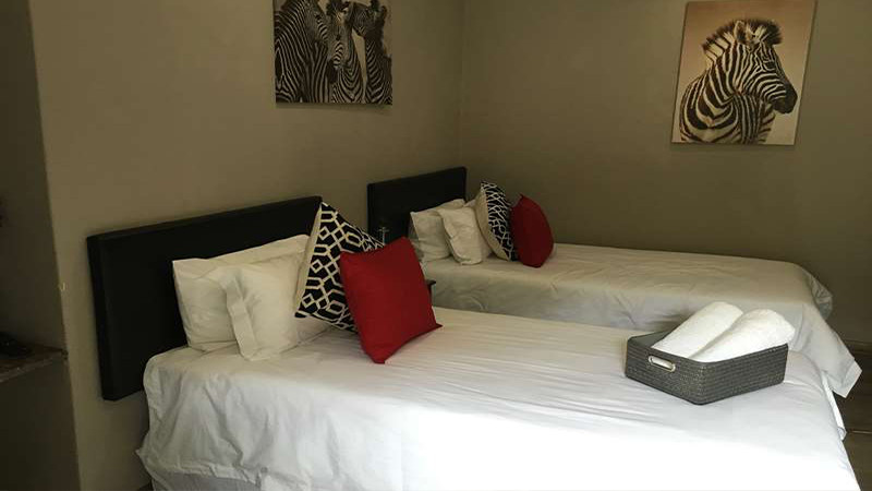 Aerotropolis Guest Lodge