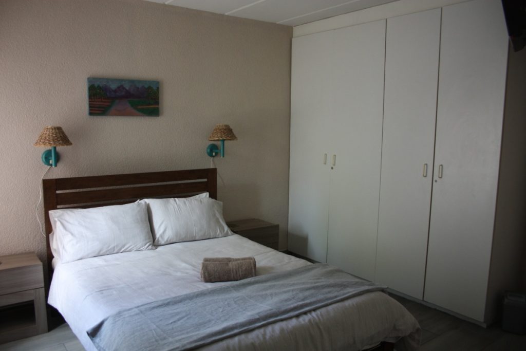Amies Self Catering Apartments image 2