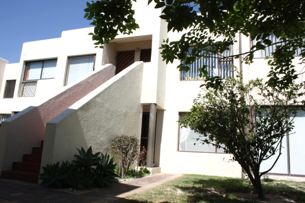 Amies Self Catering Apartments image 5