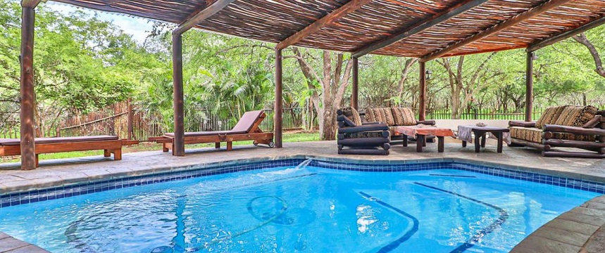 Ama-Zing African Safaris Lodge
