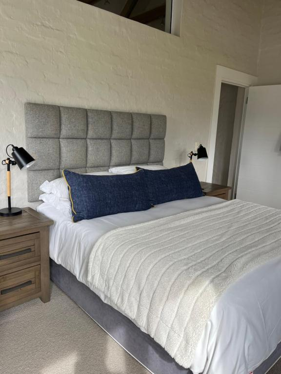 Above Par Accommodation