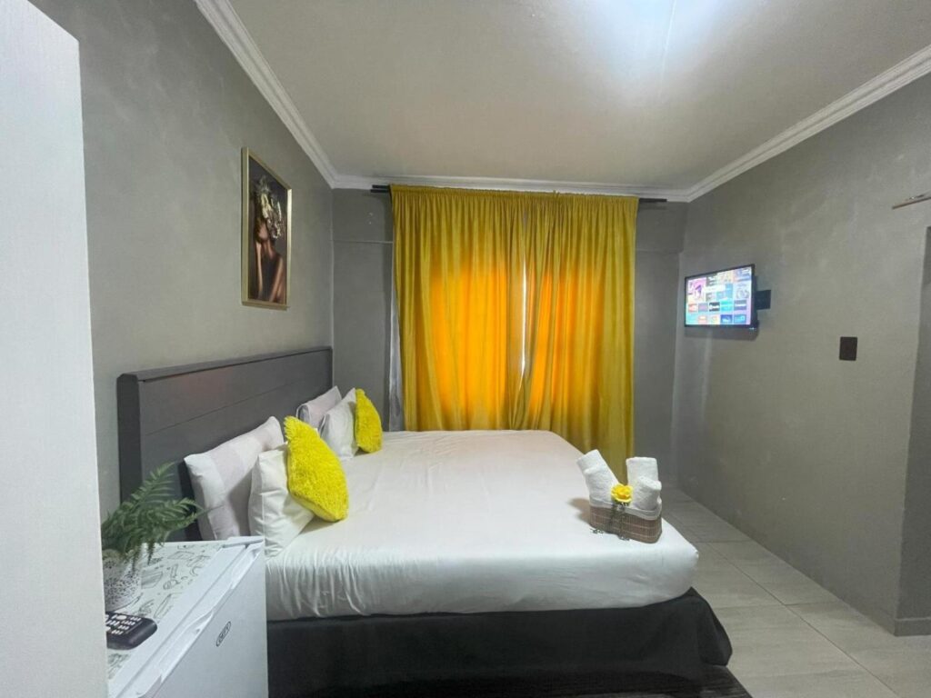 Adiel Guesthouse image 5