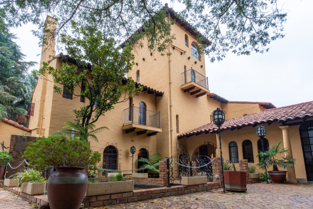 Airport Tower Lodge image 3