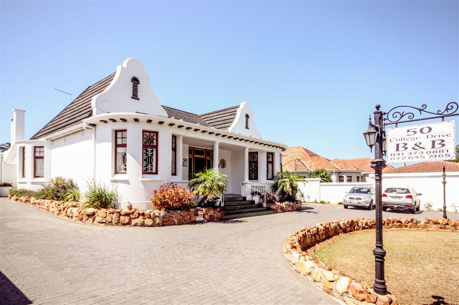 50 College Drive B&B