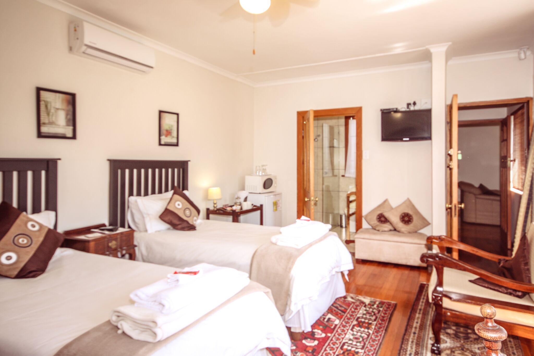 50 College Drive B&B image 3
