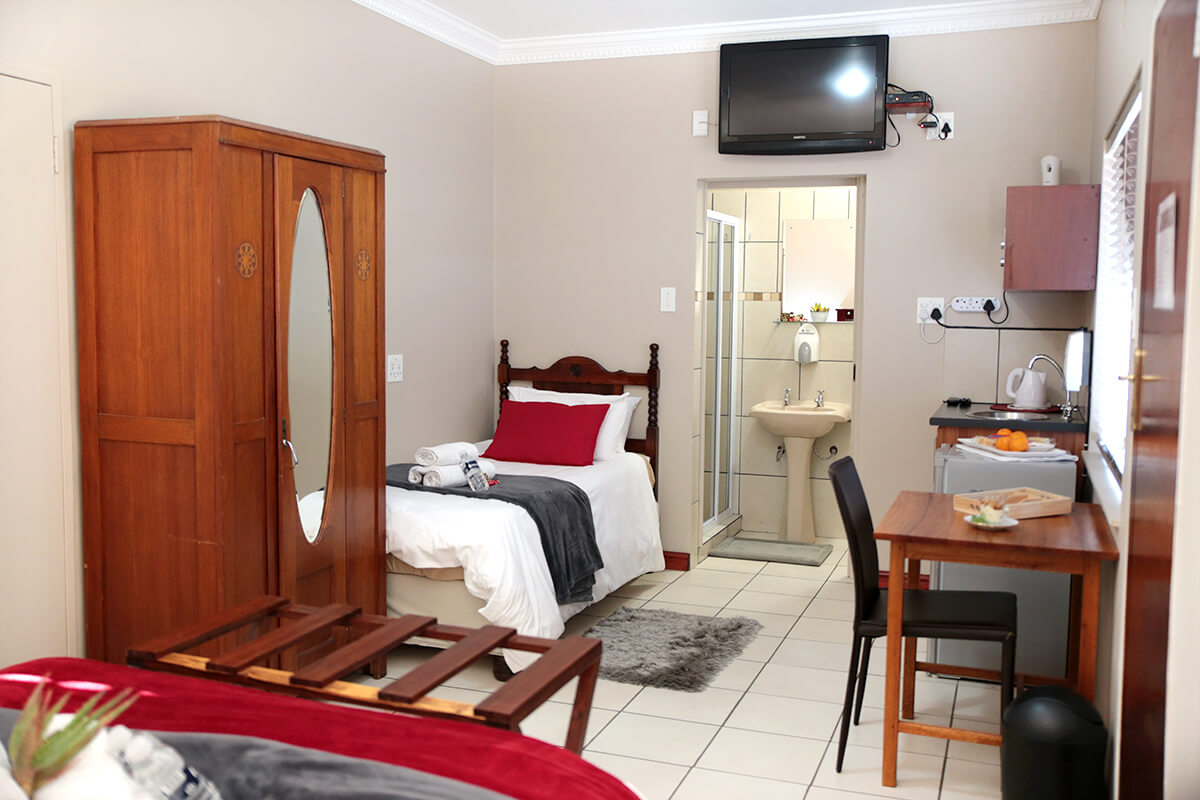 Alucarni Guesthouse