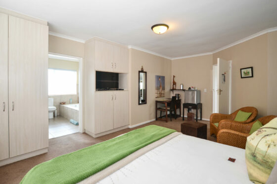 Atlantic Breeze Guest House image 3