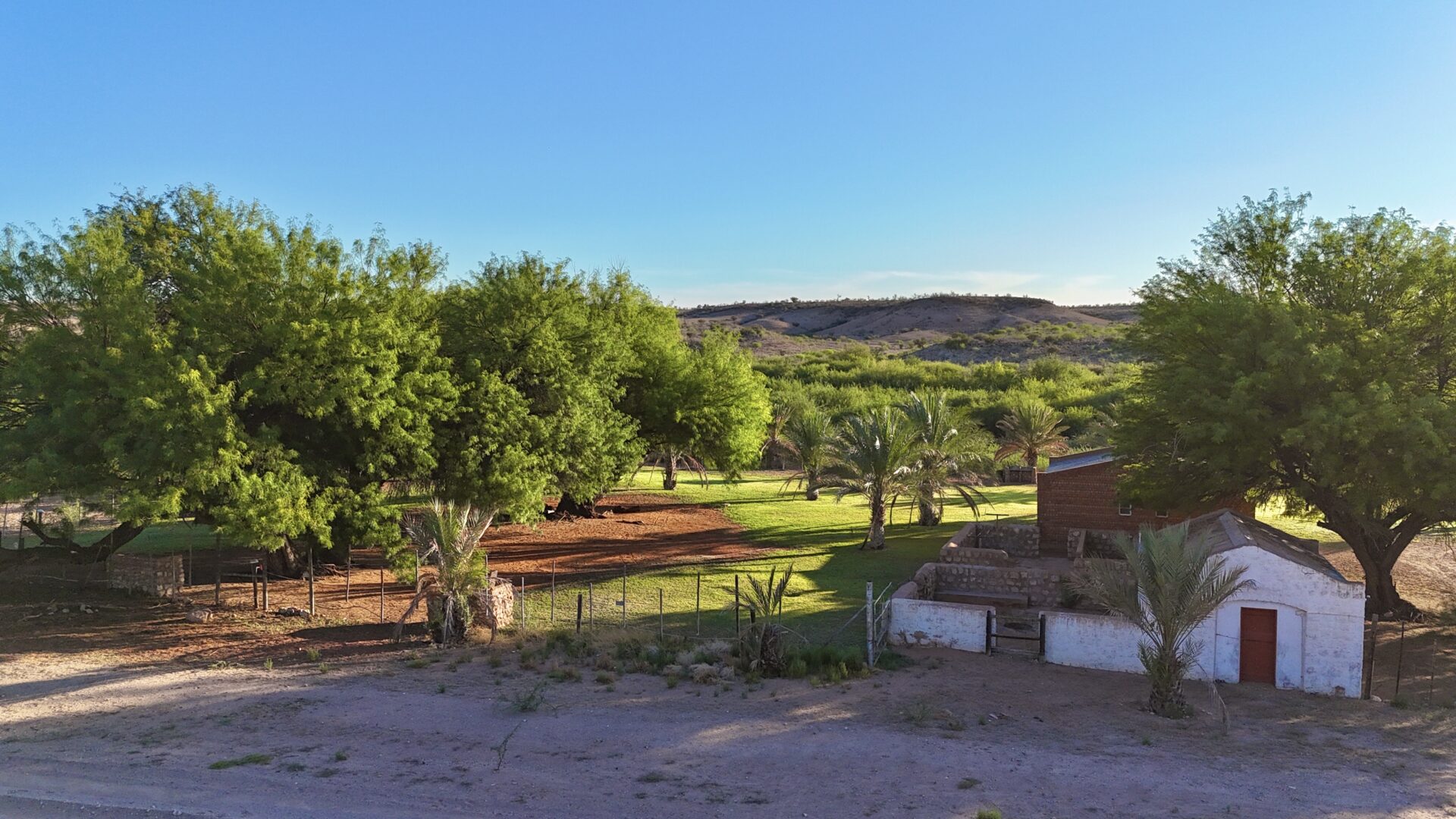 Auob Country Lodge