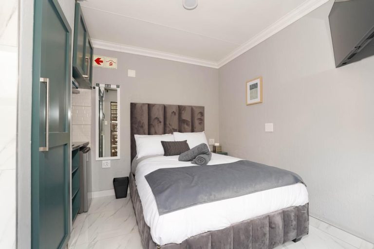 AvA Guest House image 5