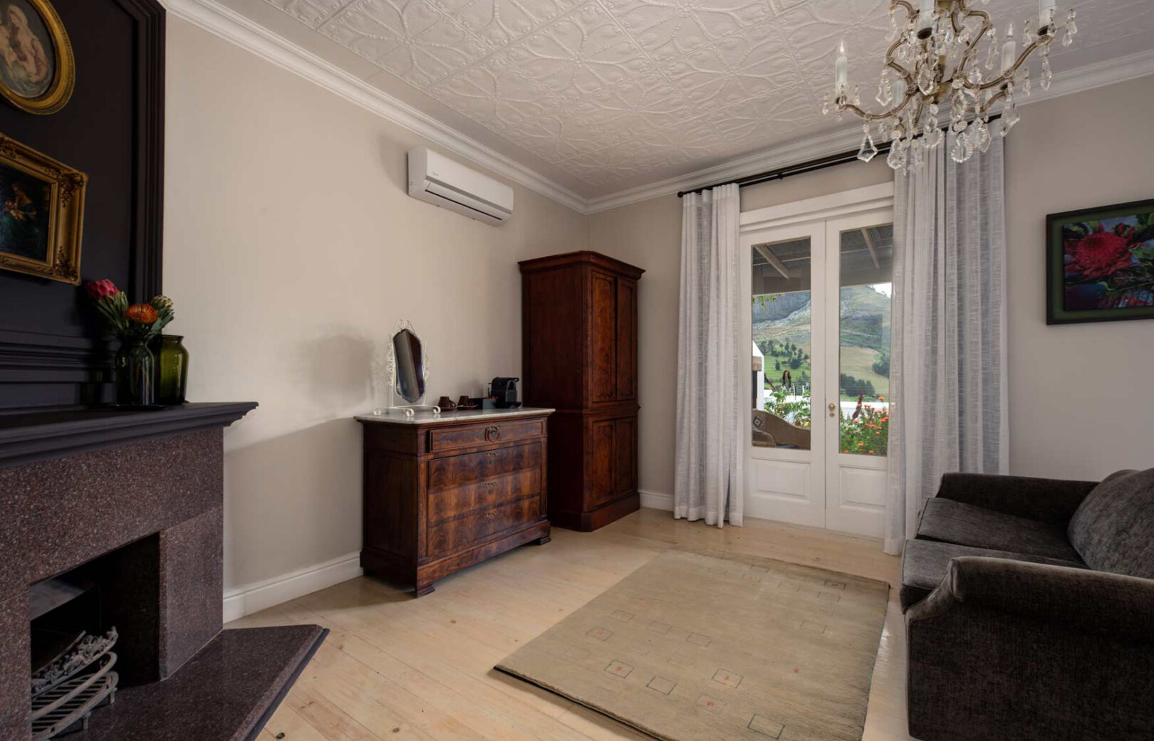 Banhoek Corner Guesthouse image 3
