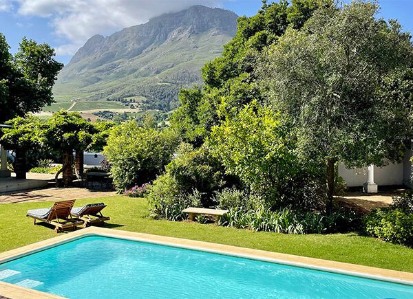 Banhoek Corner Guesthouse image 5