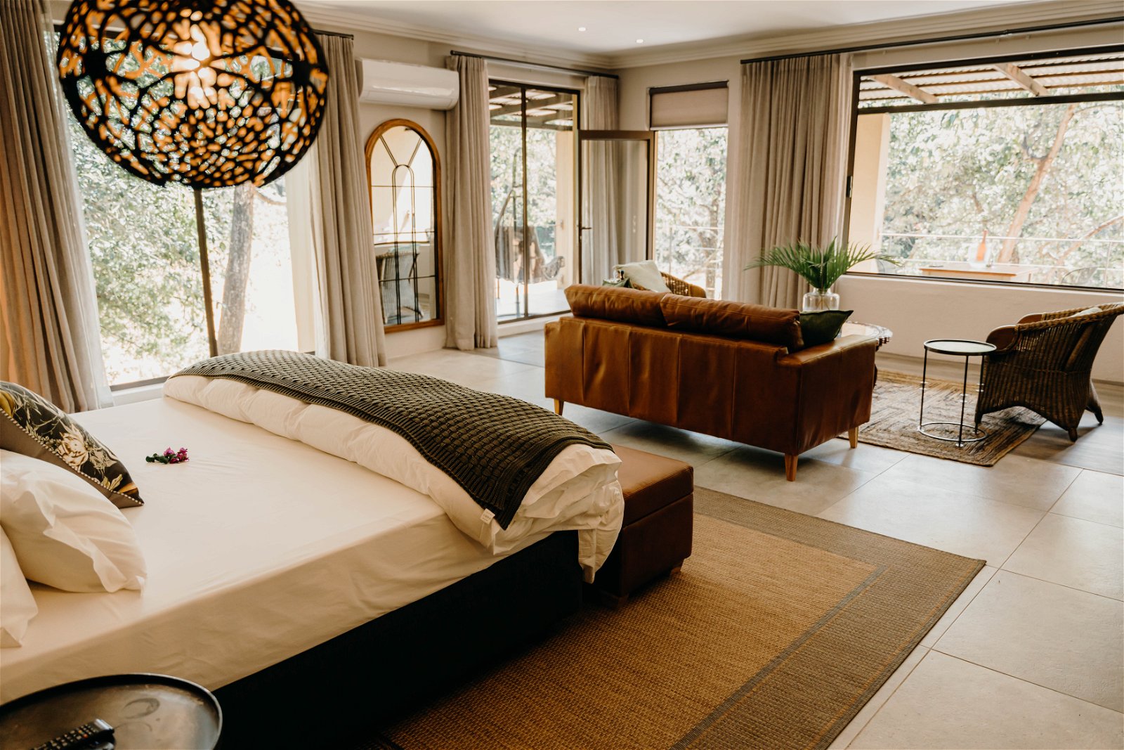 Bambuu Lakeside Lodge
