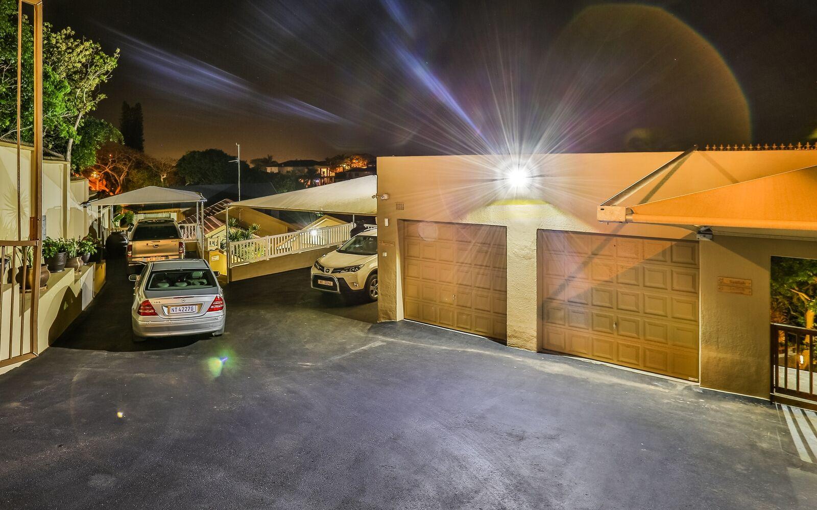 Billfish Apartments image 3