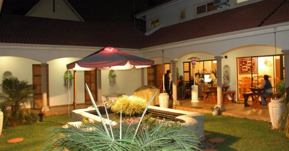 Centre Court Bed & Breakfast image 3