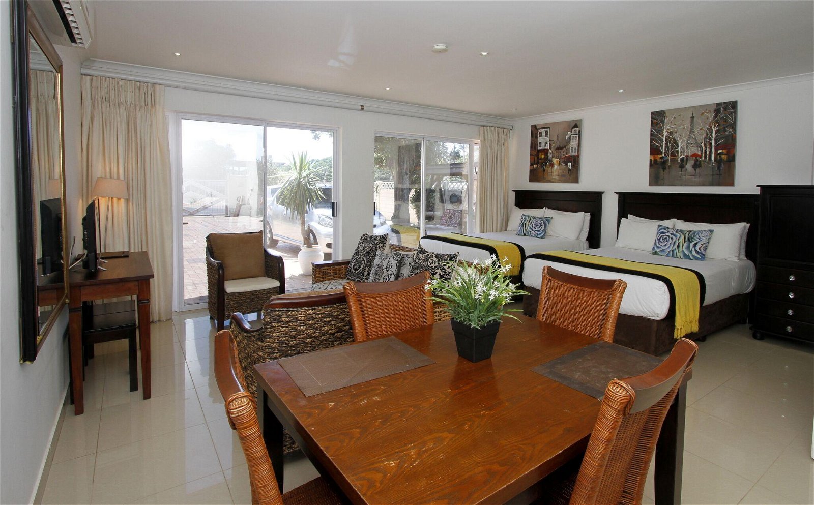 Umhlanga Self Catering Guest House image 4