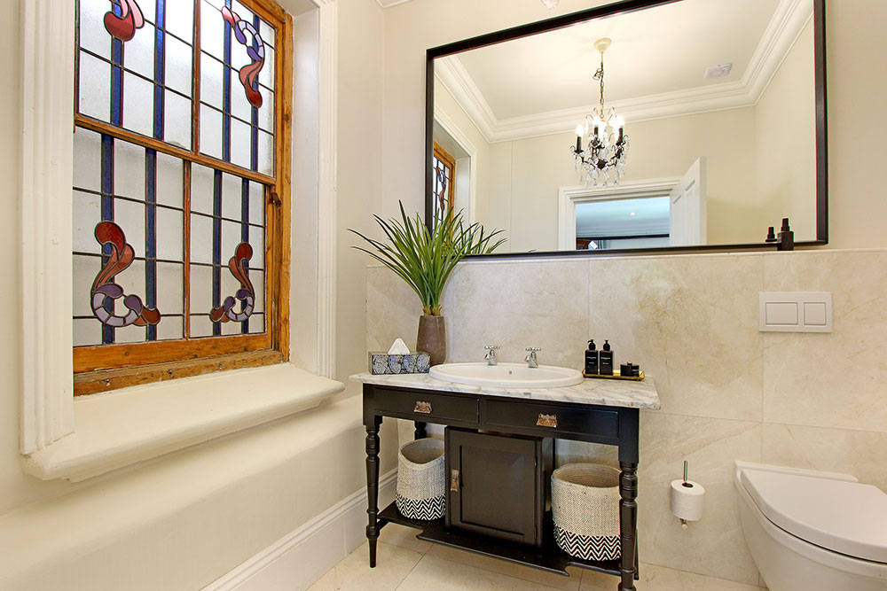 Stellenbosch Manor image 2